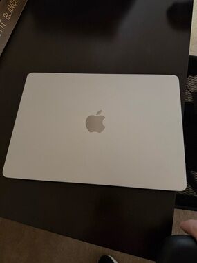 Apple Silver MacBook — Minimal Aluminum Design